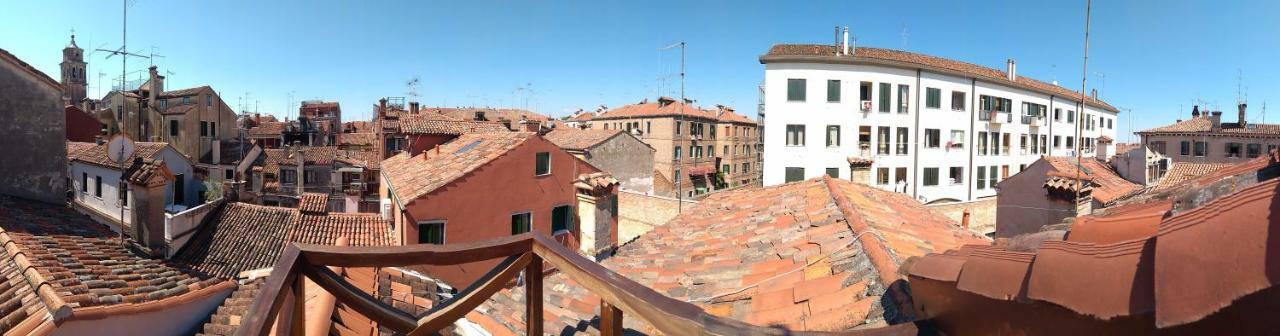 Biennale House Apartamento Veneza Exterior foto