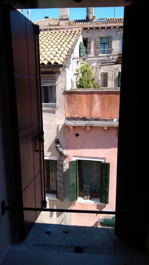 Biennale House Apartamento Veneza Exterior foto